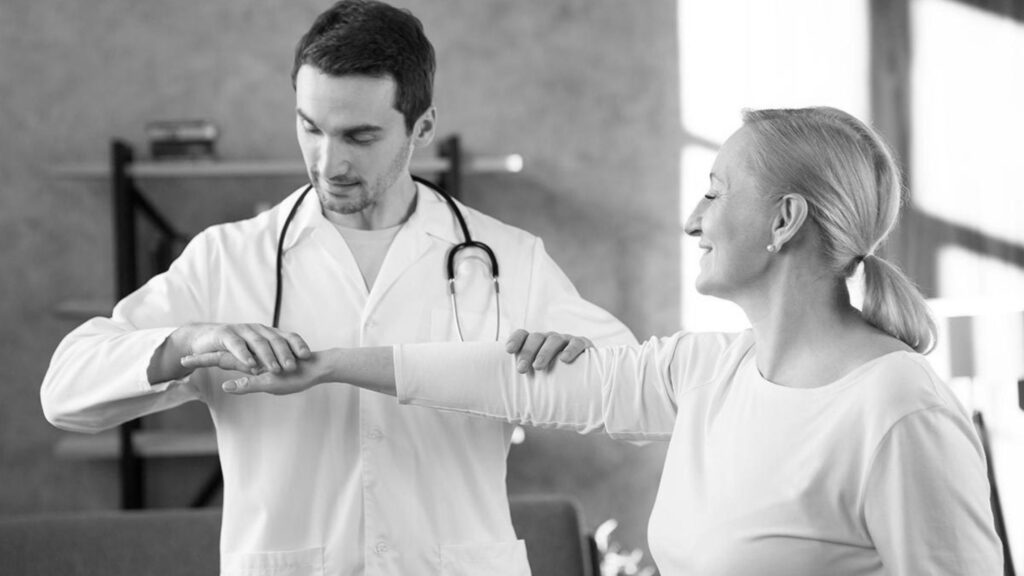 10 Signs You Should Consult a Pain Management Expert